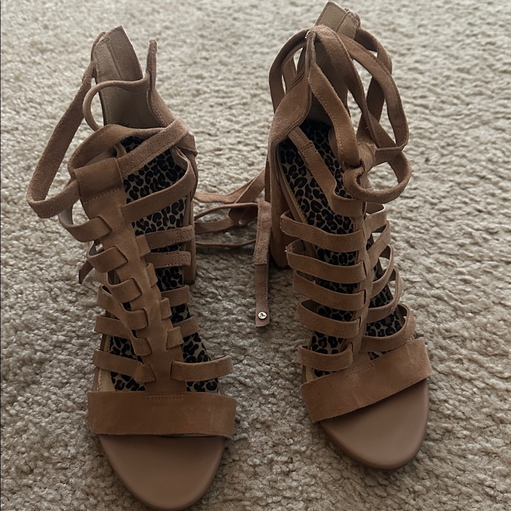 Sam Edelman Chunky Heel Lace up Sandals sz 7.5
